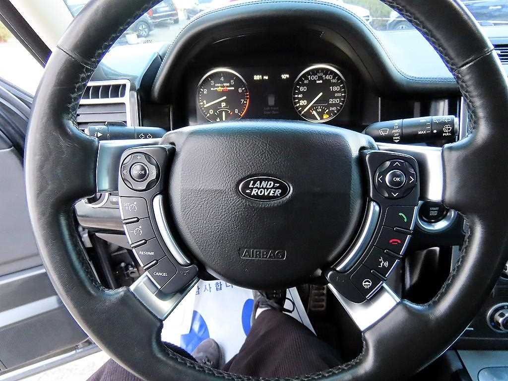 Land Rover Range Rover - Vista 8