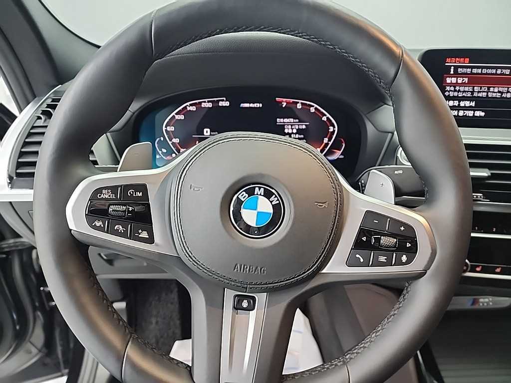 BMW X4 - Vista 9