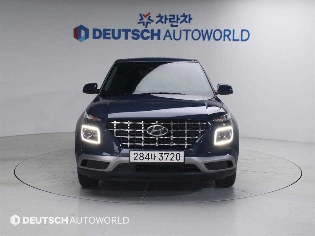 HYUNDAI Venue - Vista 3
