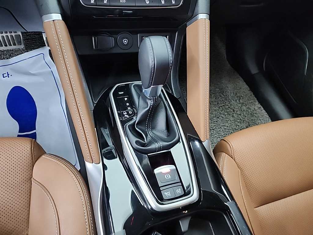 SAMSUNG QM6 - Vista 8