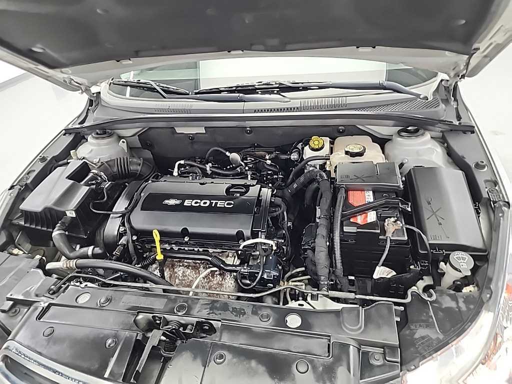 Chevrolet Cruise - Vista 5