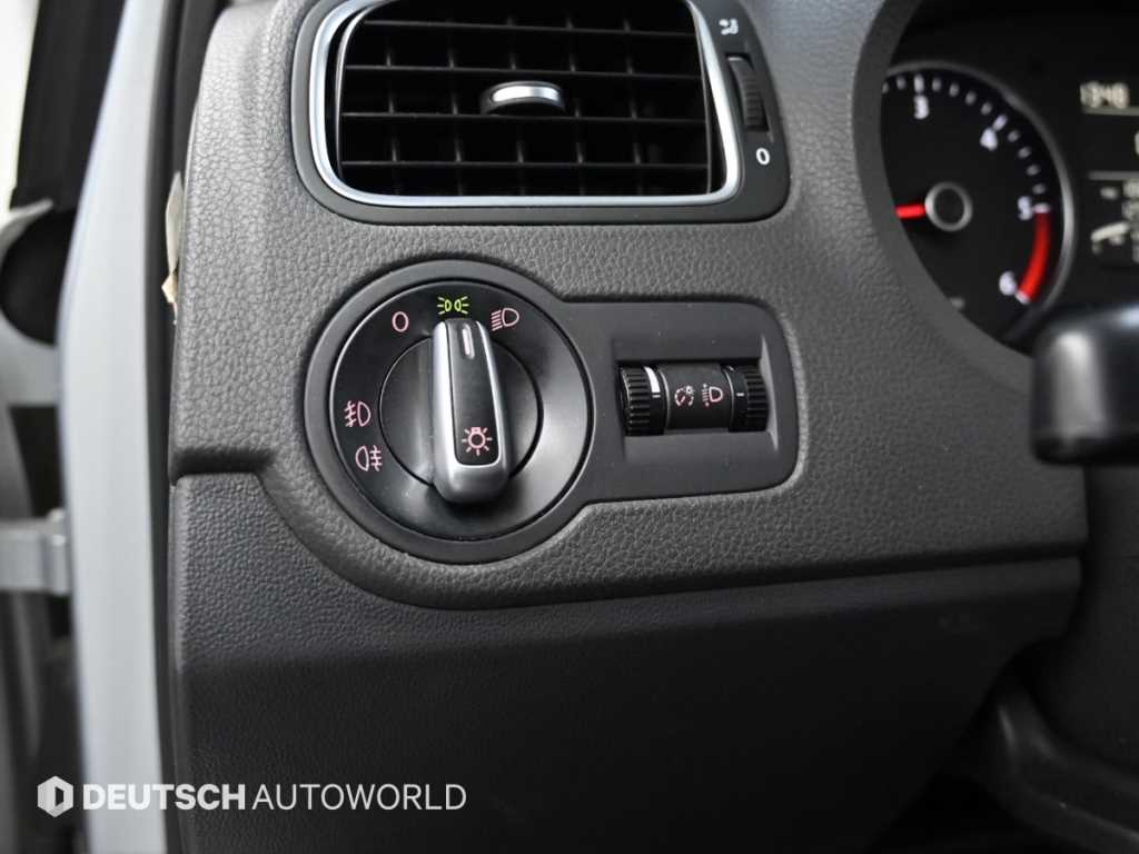 Volkswagen polo 2014 Plateado - Importación desde Corea - HF Imports Iquique - Foto 16