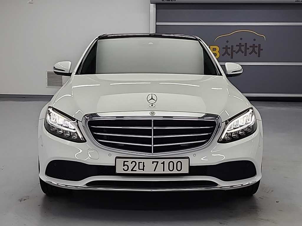 Mercedes Benz C Class - Vista 2