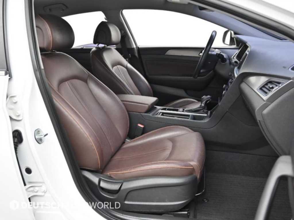 HYUNDAI Sonata - Vista 10