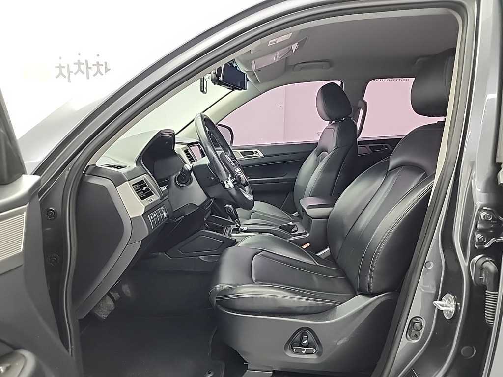 Ssangyong Rexton - Vista 12