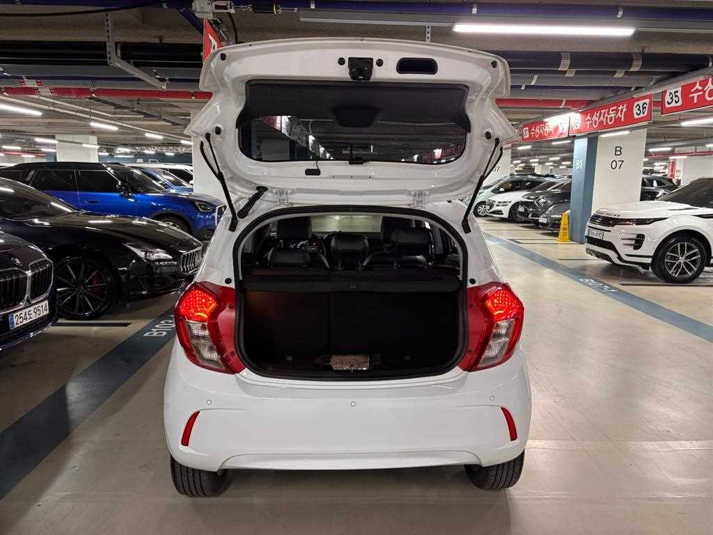 Chevrolet Spark 2022 Blanco - Importación desde Corea - HF Imports Iquique - Foto 17