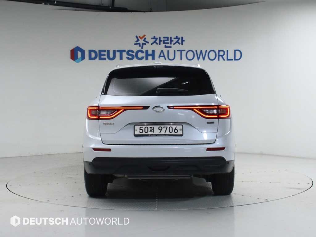 SAMSUNG QM6 - Vista 4