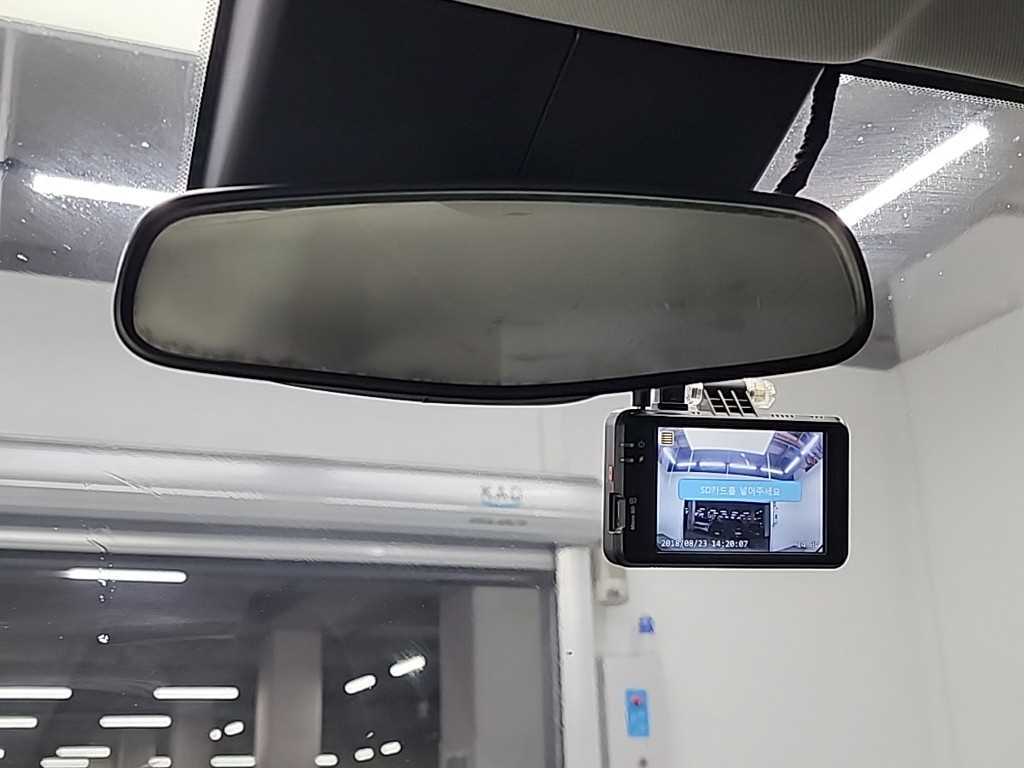 Chevrolet Trax 2019 Negro - Importación desde Corea - HF Imports Iquique - Foto 14