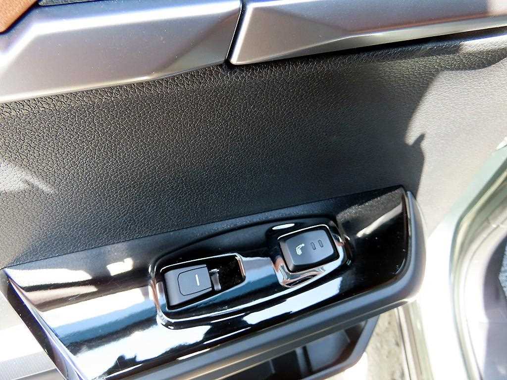 Ssangyong Torres 2023 Blanco - Importación desde Corea - HF Imports Iquique - Foto 14