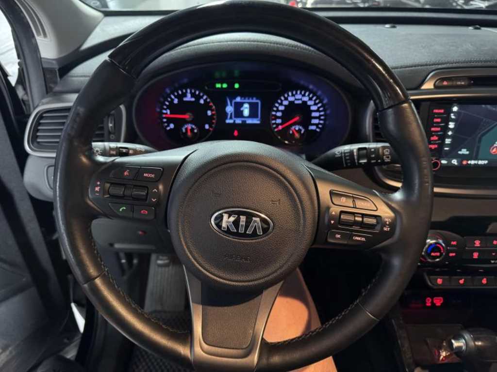KIA Sorento - Vista 11