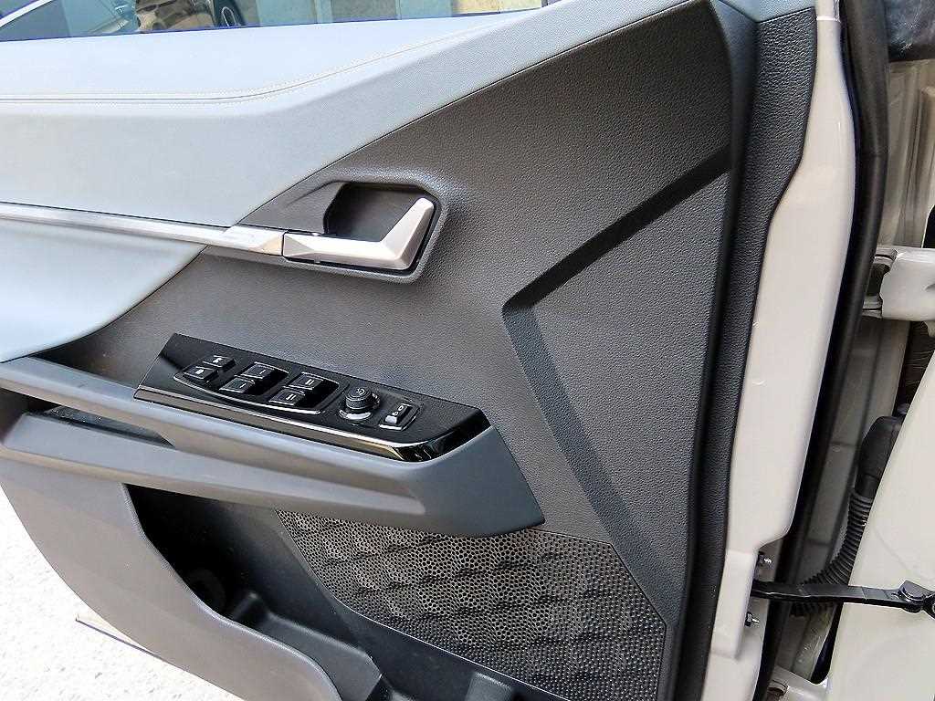 Ssangyong Torres - Vista 11