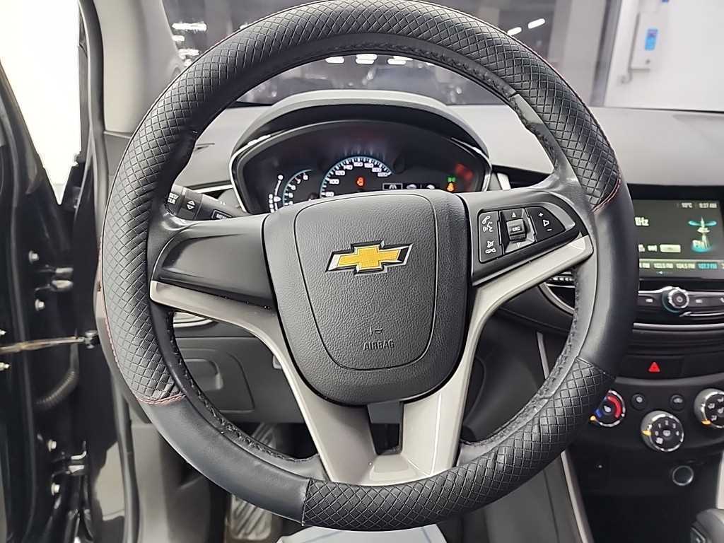 Chevrolet Trax - Vista 9