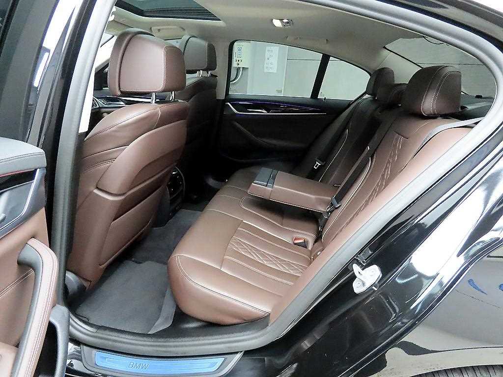 BMW 5 Series - Vista 6