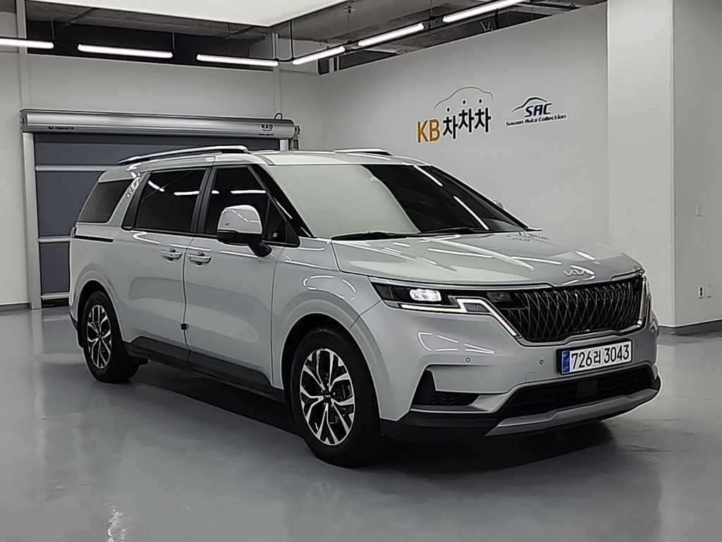 KIA Carnival - Vista 4