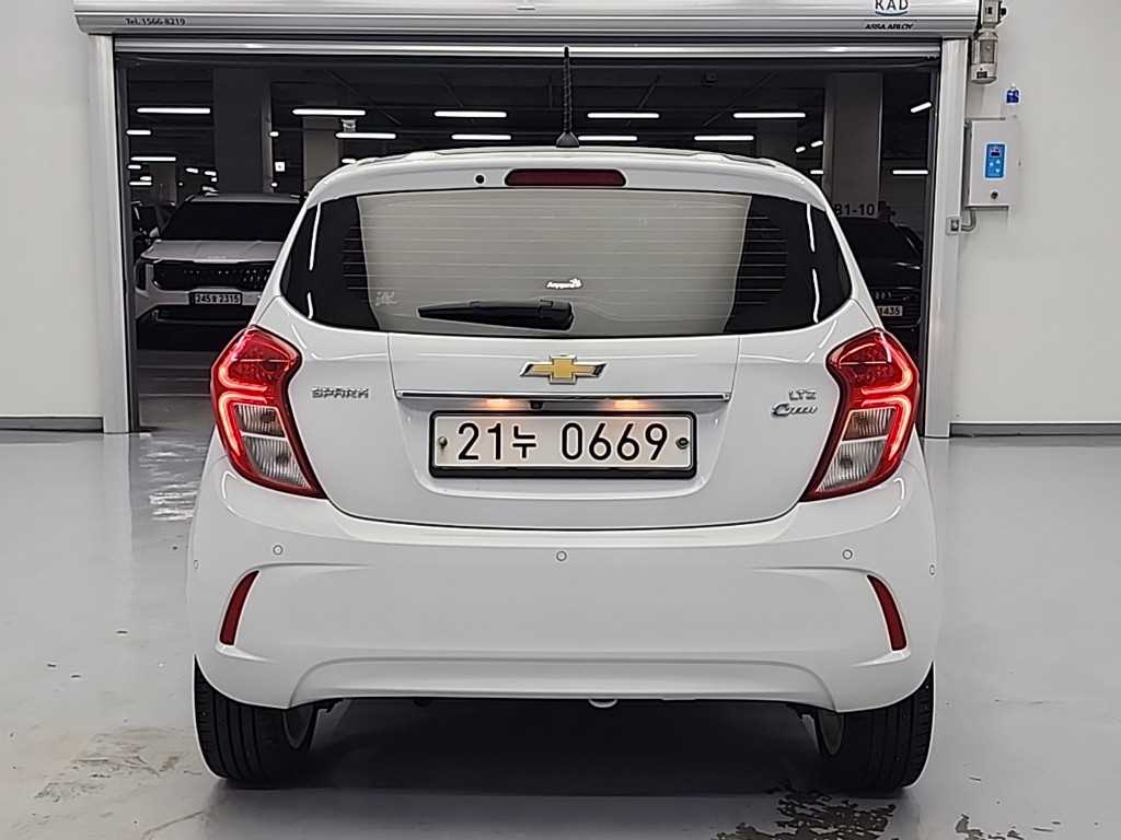 Chevrolet Spark - Vista 3
