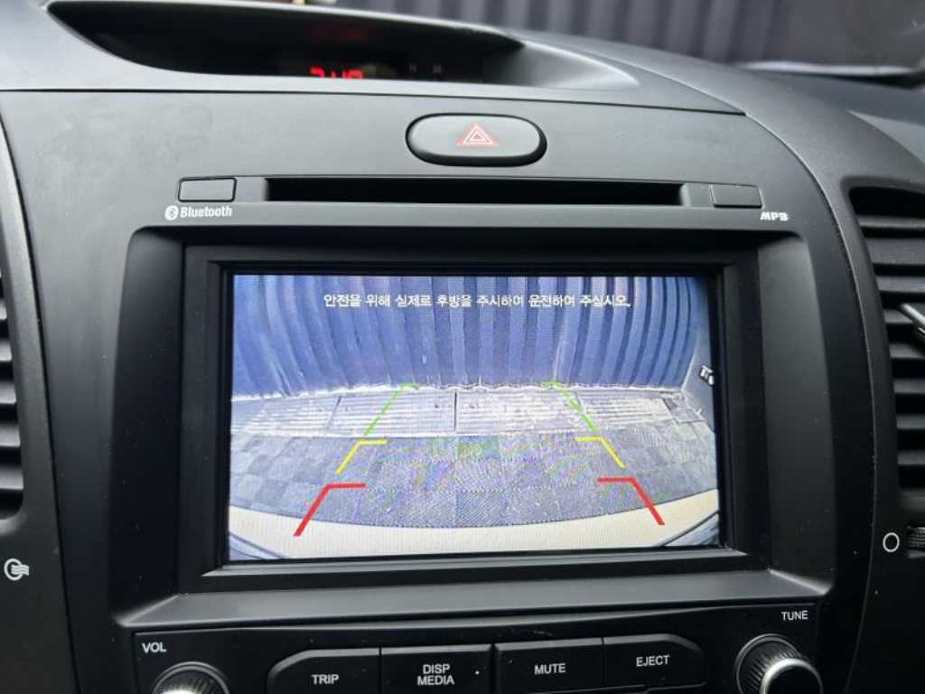 KIA K3 2016 Blanco - Importación desde Corea - HF Imports Iquique - Foto 13