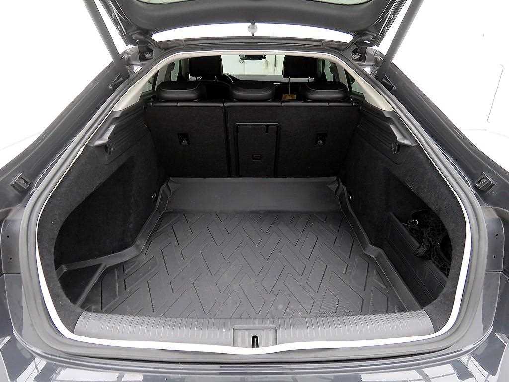 Volkswagen Arteon - Vista 5