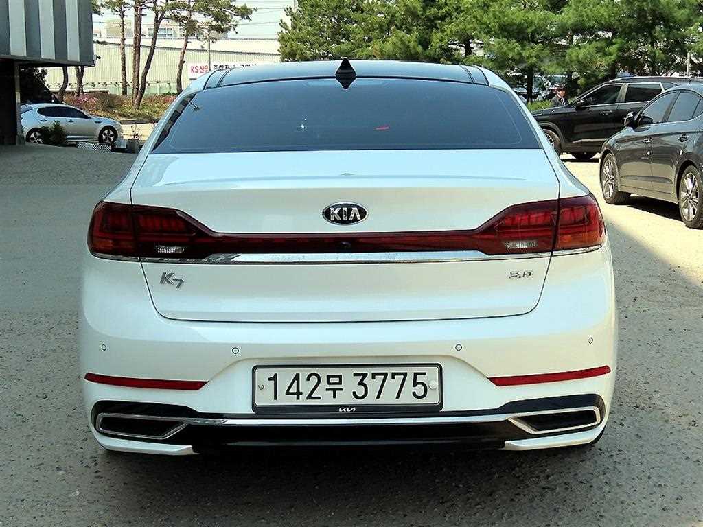 KIA K7 - Vista 4