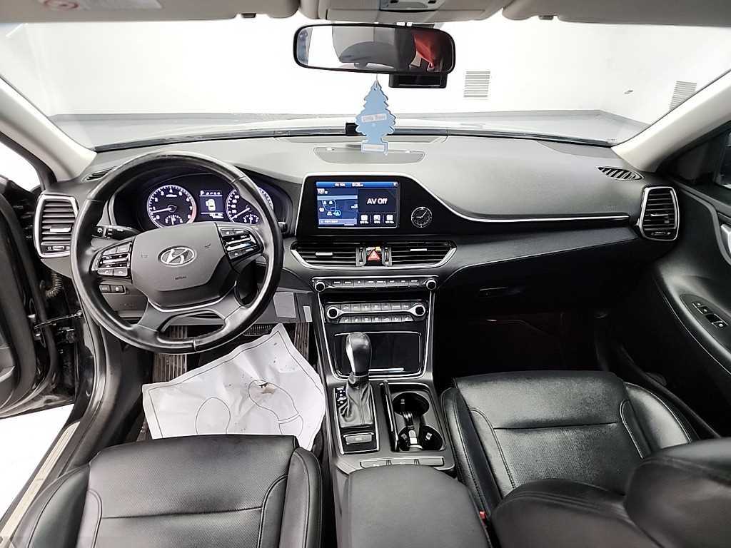 HYUNDAI Grandeur - Vista 7