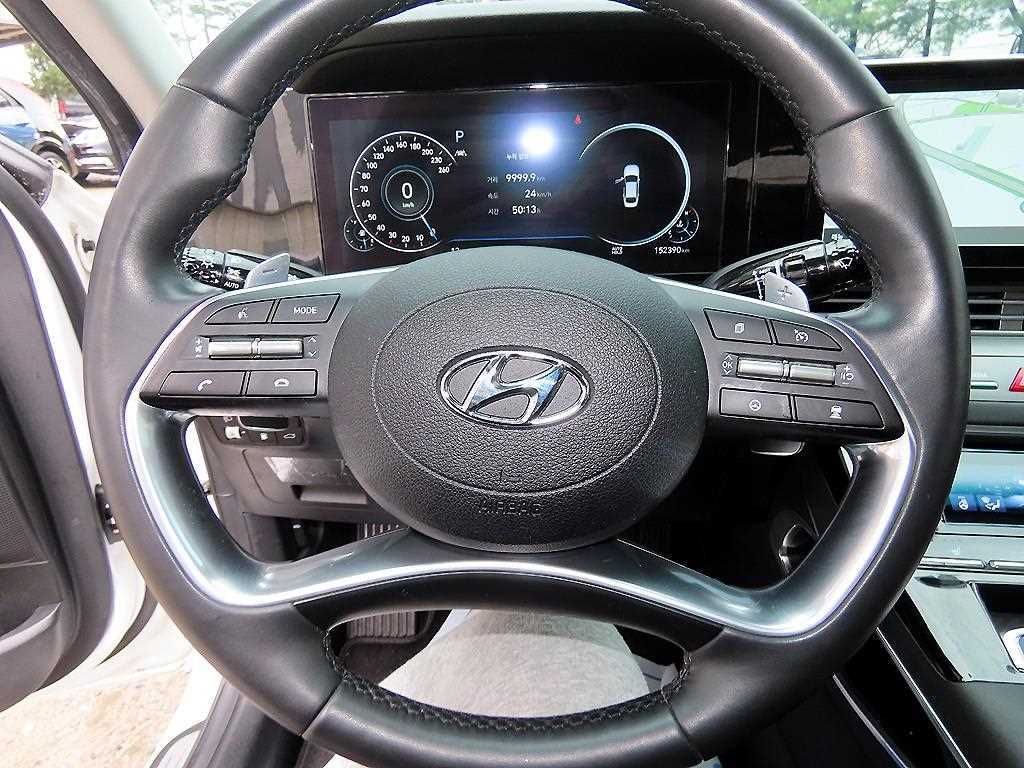 HYUNDAI Grandeur - Vista 8