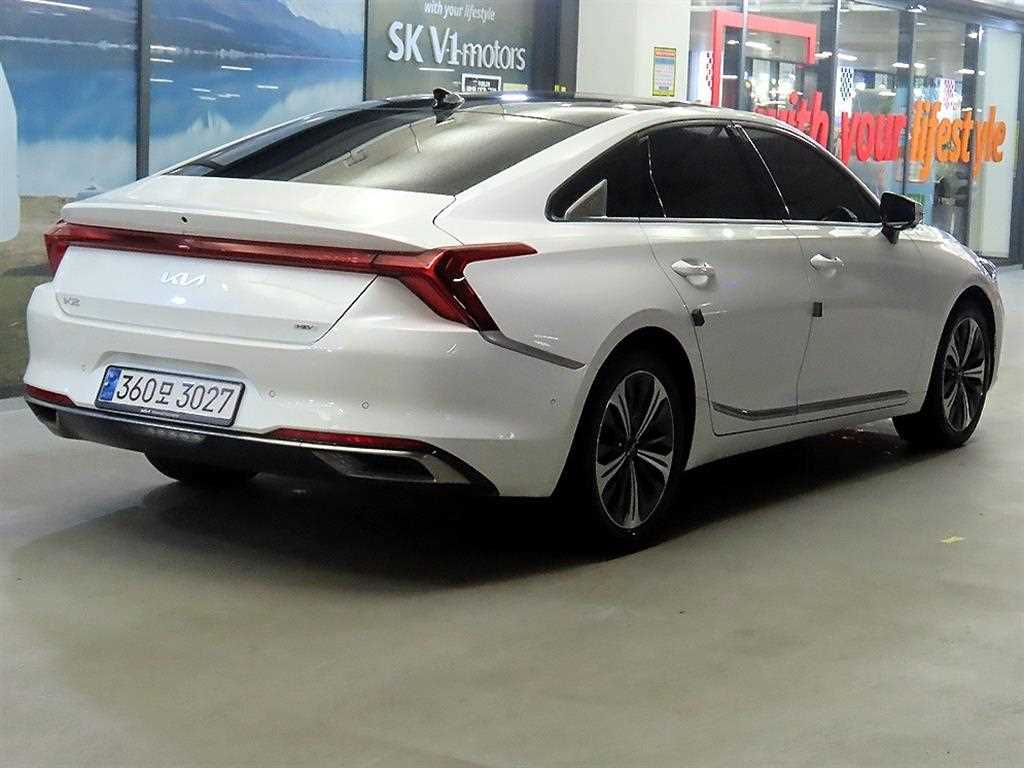 KIA K8 - Vista 5