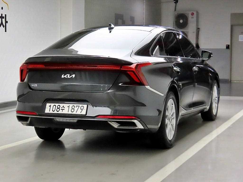 KIA K8 - Vista 4