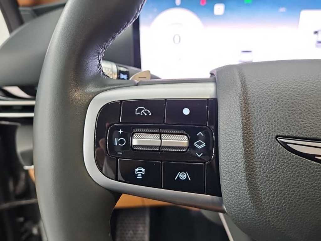 Genesis GV80 - Vista 8