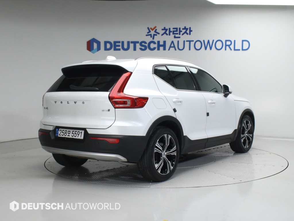 Volvo XC40 - Vista 2