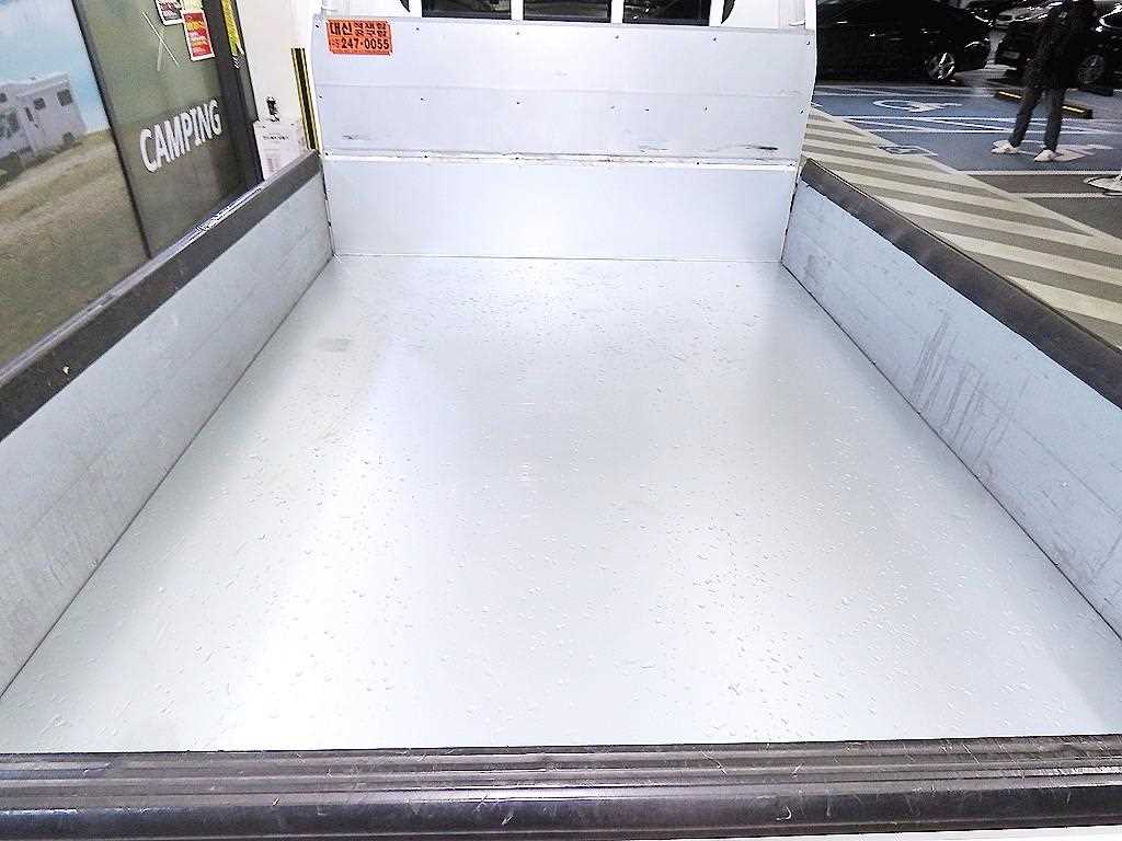 Small Truck Cargo (small) - Vista 6