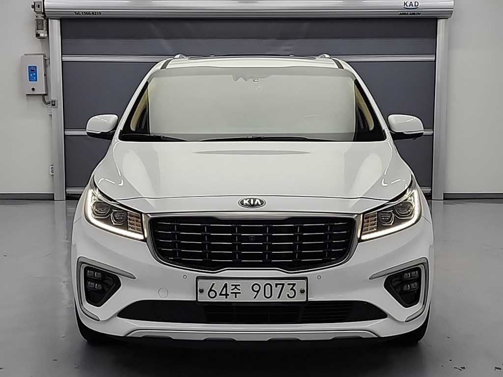 KIA Carnival - Vista 2