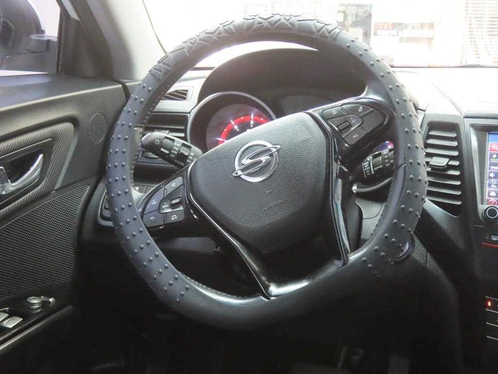 Ssangyong Tivoli 2016 - Importación desde Corea - HF Imports Iquique - Foto 18