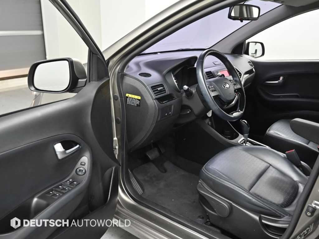 KIA Morning - Vista 11