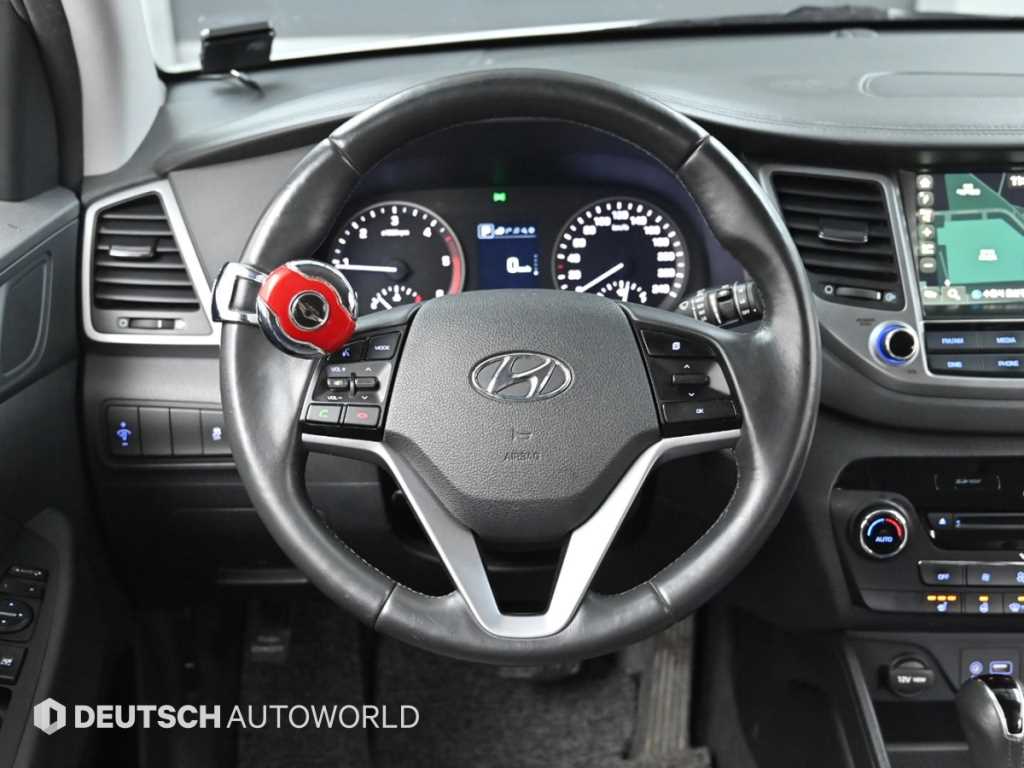 HYUNDAI Tucson 2016 Blanco - Importación desde Corea - HF Imports Iquique - Foto 13