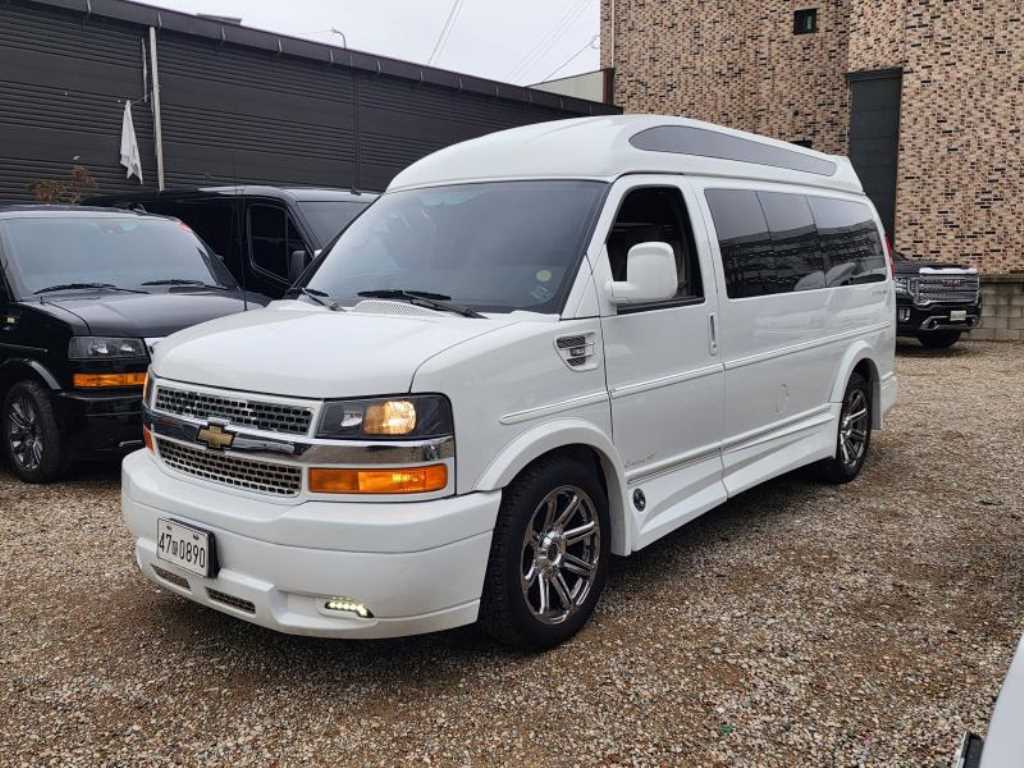 Chevrolet Express van 2015 Blanco - Importación desde Corea - HF Imports Iquique - Foto 1