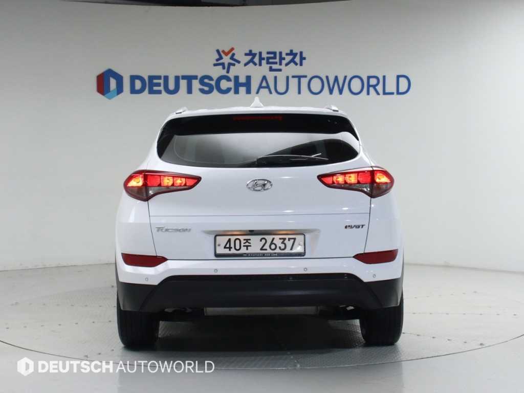 HYUNDAI Tucson - Vista 3