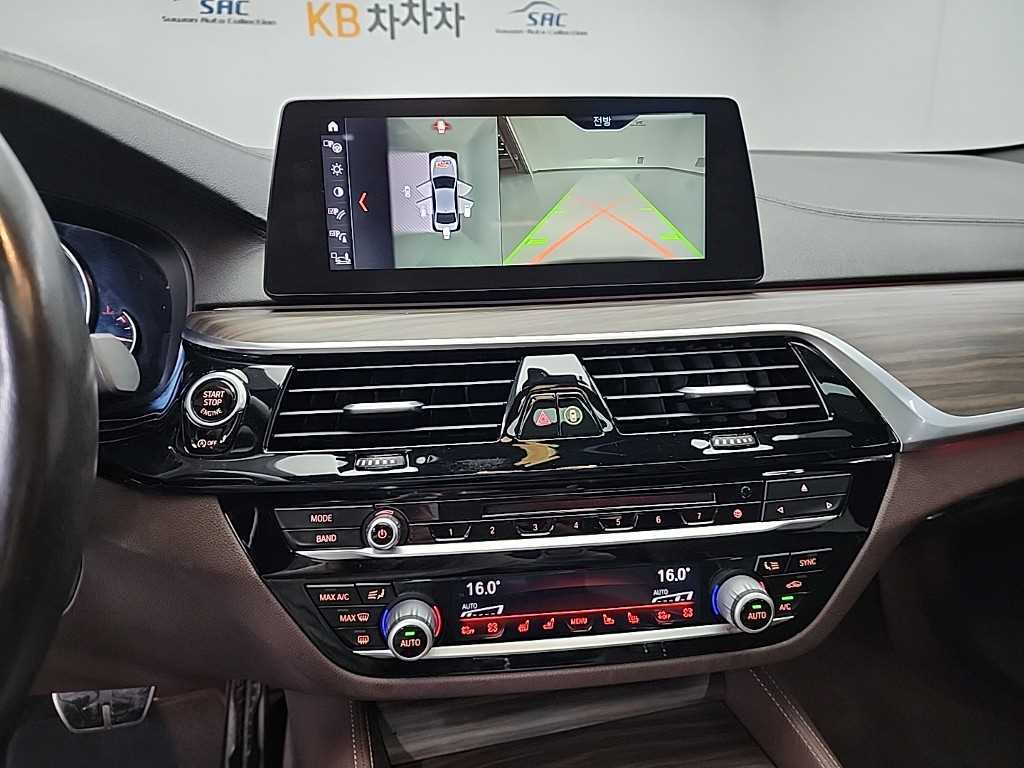 BMW 5 Series - Vista 10