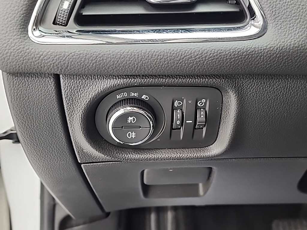 Chevrolet Cruise 2017 Blanco - Importación desde Corea - HF Imports Iquique - Foto 17