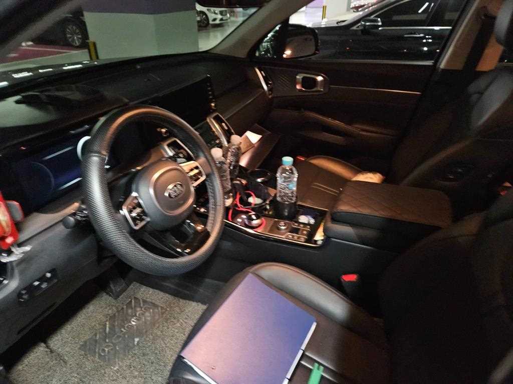 KIA Sorento - Vista 7