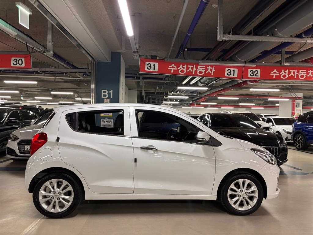 Chevrolet Spark 2022 Blanco - Importación desde Corea - HF Imports Iquique - Foto 19