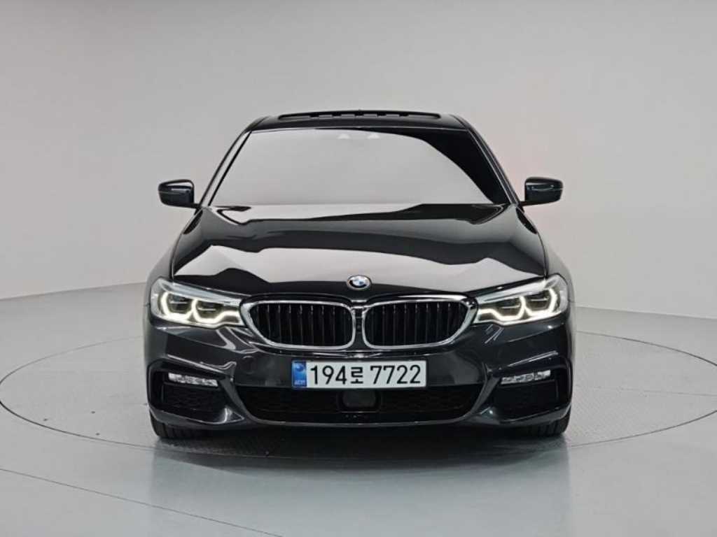 BMW 5 Series 2018 Gris - Importación desde Corea - HF Imports Iquique - Foto 1