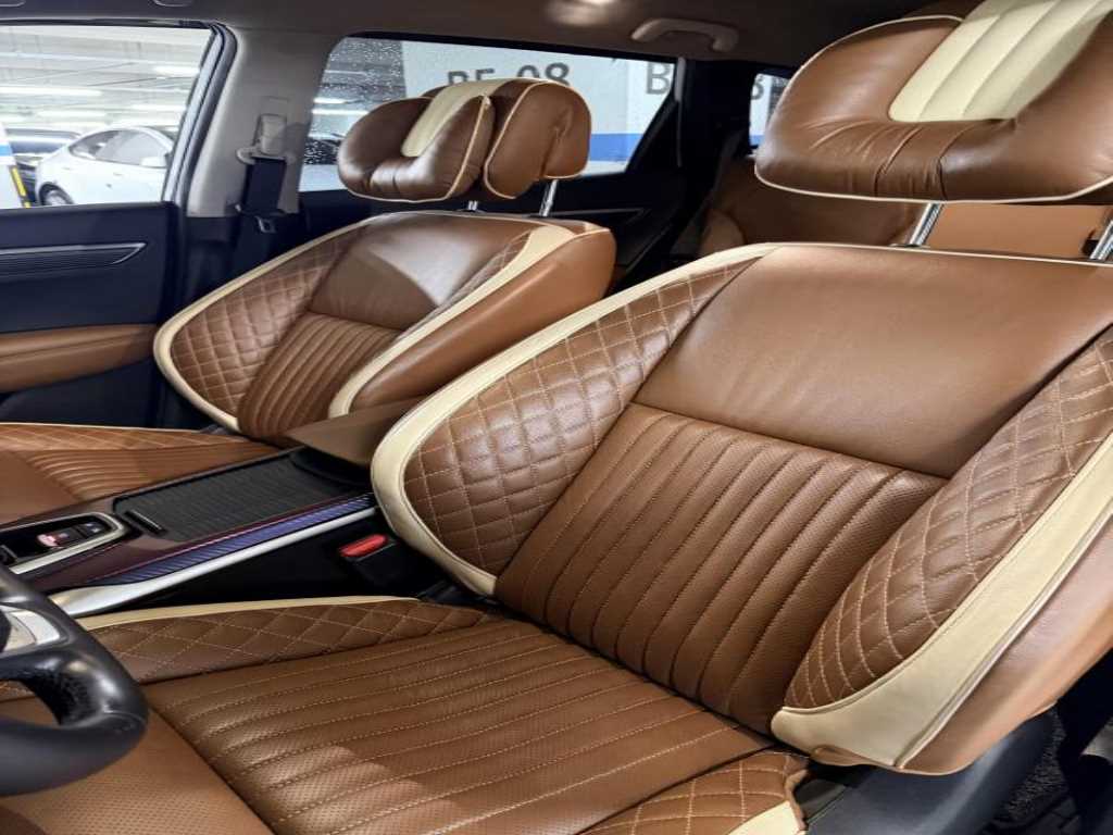 SAMSUNG QM6 - Vista 6