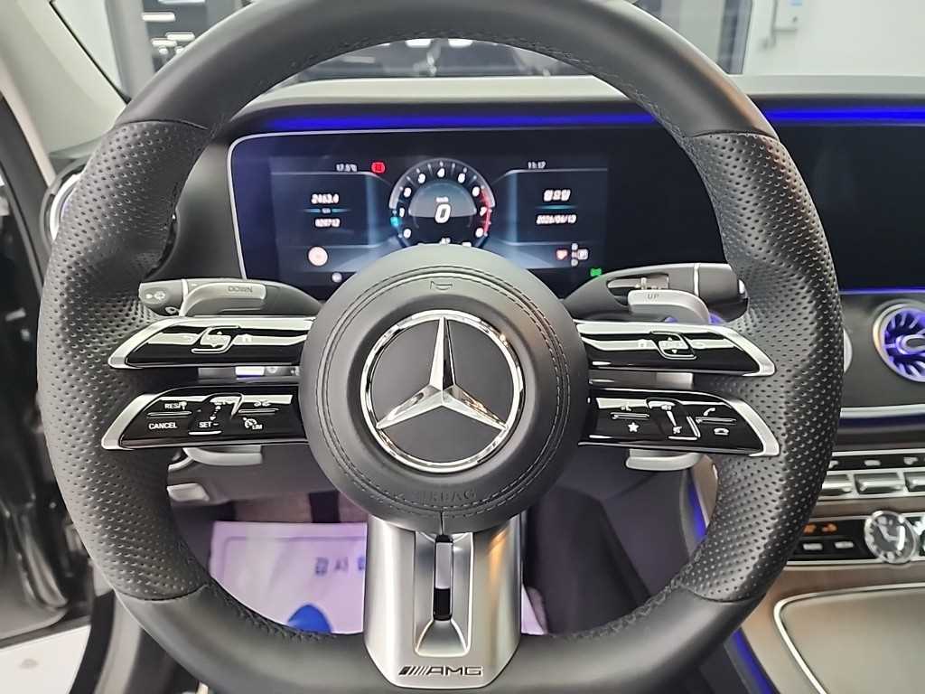 Mercedes Benz E class - Vista 9