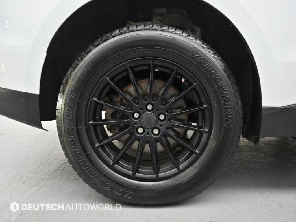 Jaguar F-PACE - Vista 5