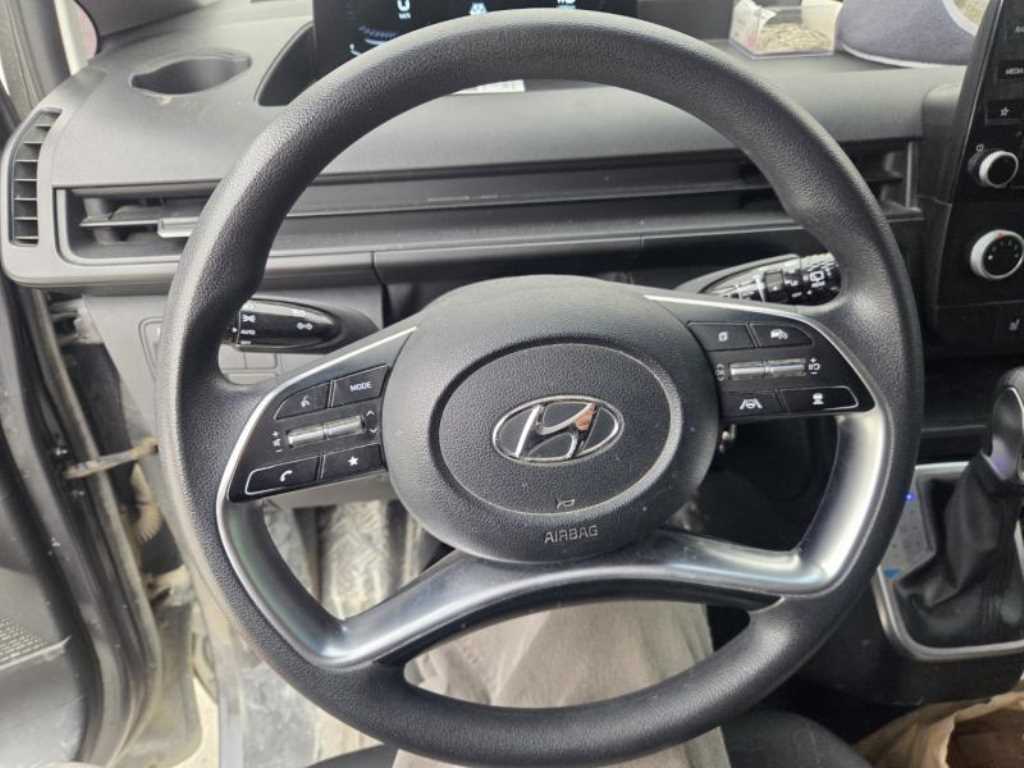 HYUNDAI Staria - Vista 4