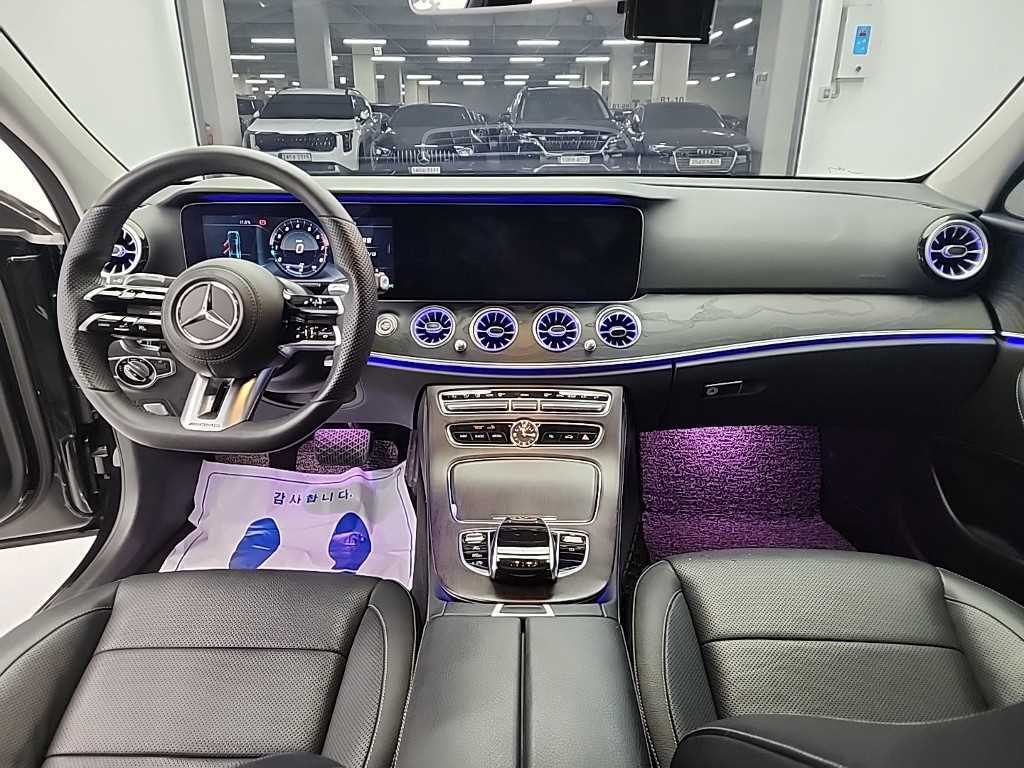 Mercedes Benz E class - Vista 7