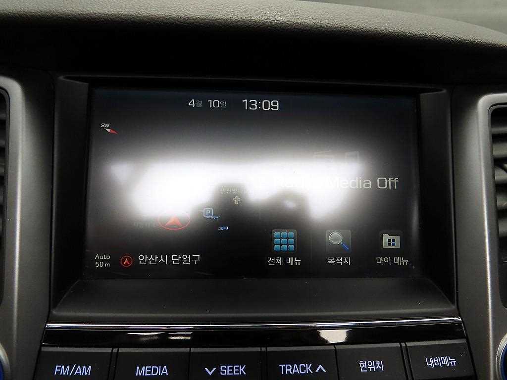 HYUNDAI Tucson 2017 Blanco - Importación desde Corea - HF Imports Iquique - Foto 14