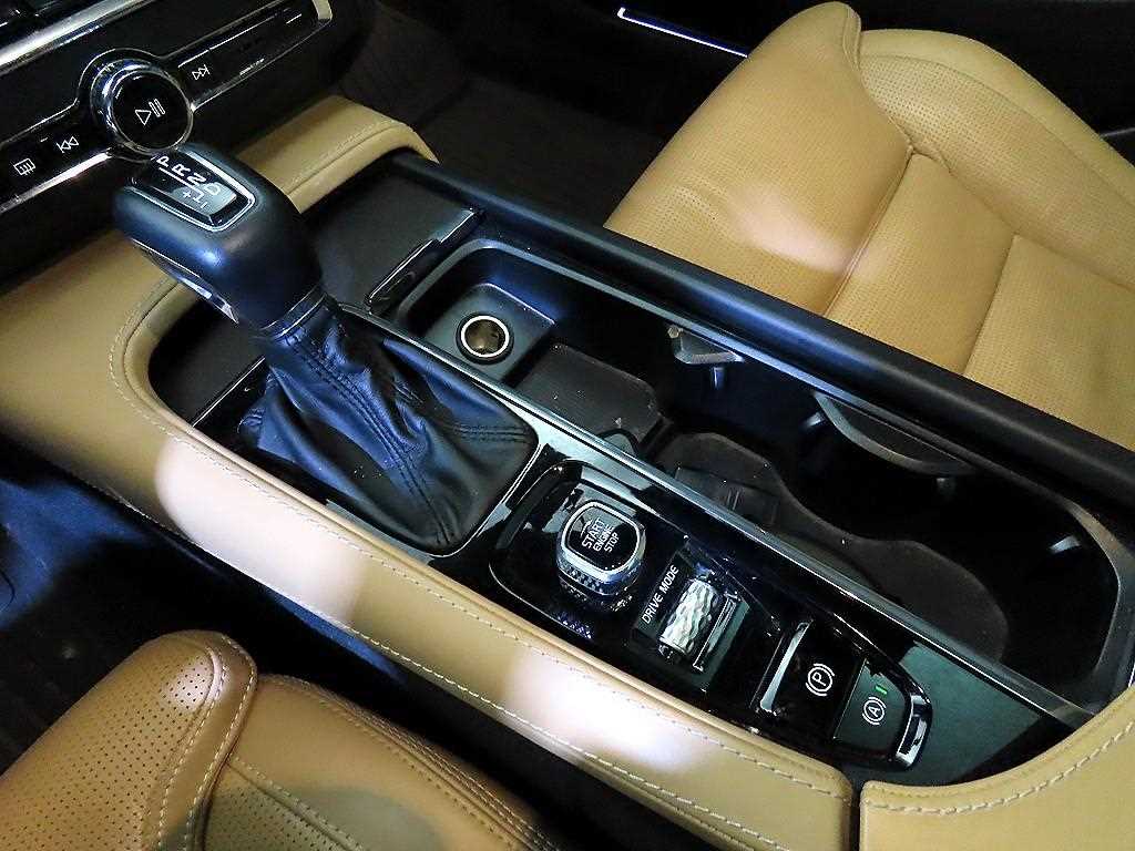 Volvo V90 - Vista 12