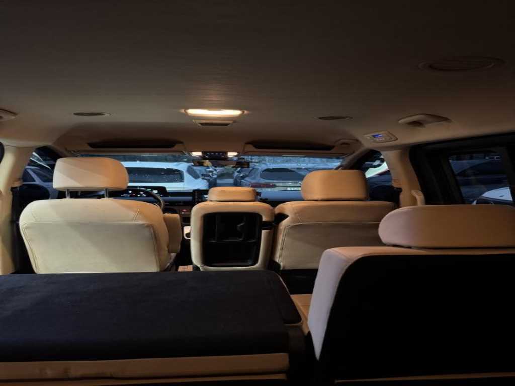 HYUNDAI Staria - Vista 7