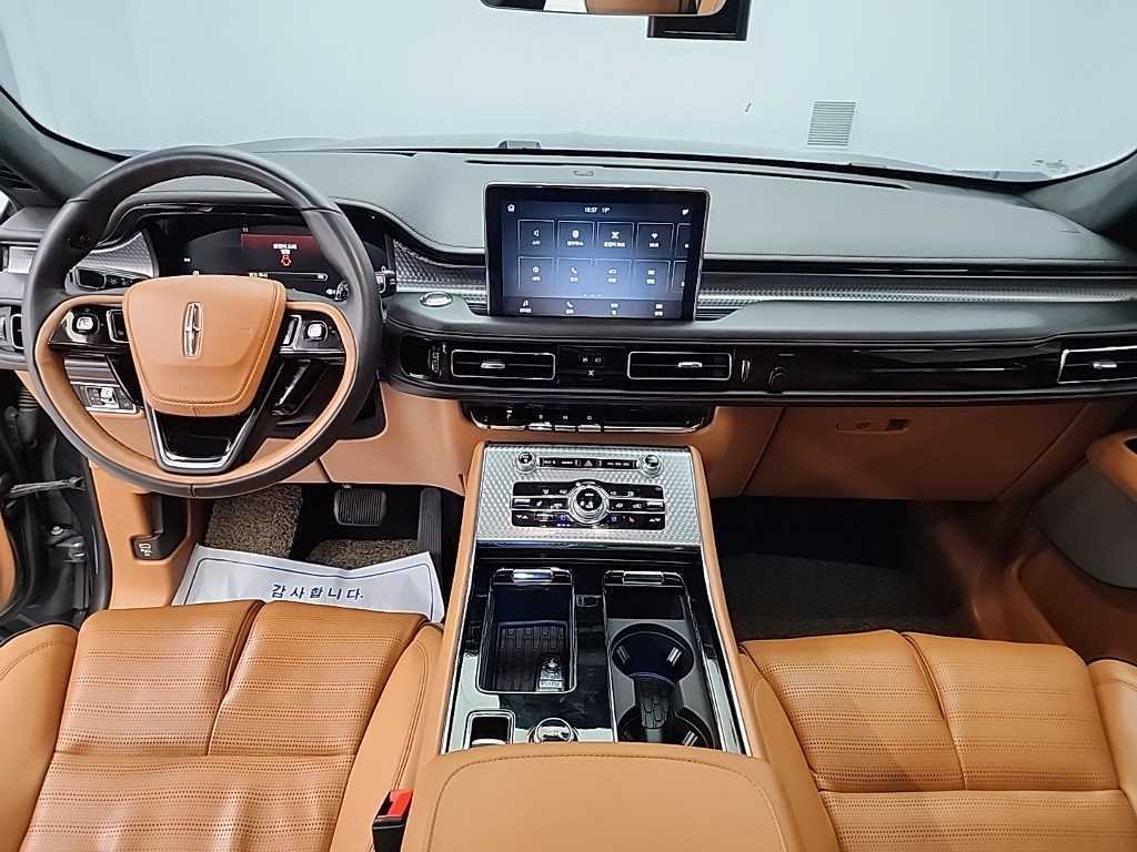 Lincoln Aviator - Vista 7