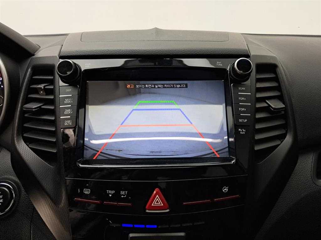 Ssangyong Tivoli - Vista 10